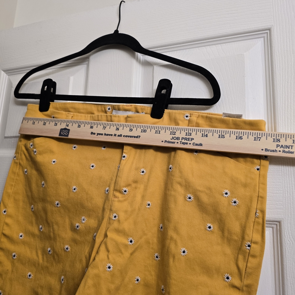 Old Navy Pixie Yellow Floral Ankle Pants - Size 16 - Picture 7 of 10